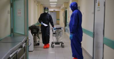 За сутки в России вновь выявили менее 24 тысяч новых случаев коронавируса