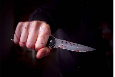 Несовершеннолетний мигрант пырнул ножом петербуржца у магазина на Пулковском шоссе