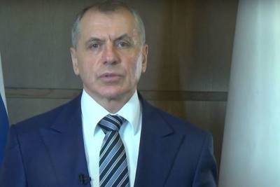 Глава парламента Крыма решил работать бесплатно