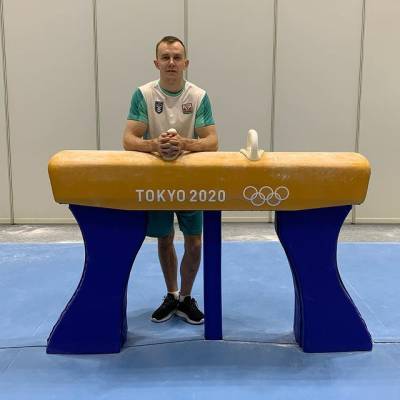 Азербайджанский спортсмен продемонстрировал выступление на гимнастическом коне в рамках соревнований на Олимпиаде в Токио