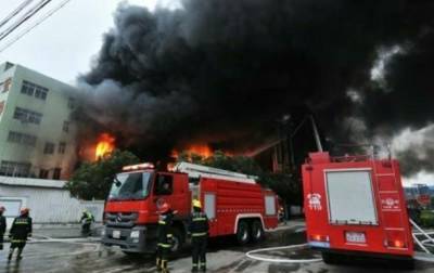 В Китае при пожаре на складе погибли 14 человек – СМИ - korrespondent.net - Китай - США - Украина - шт.Аляска - шт. Калифорния - штат Орегон - штат Айдахо
