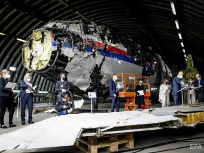 Нидерланды отказались предоставить убежище супружеской паре из России. Они заявили, что обладают "секретной информацией" о катастрофе рейса "MH17"