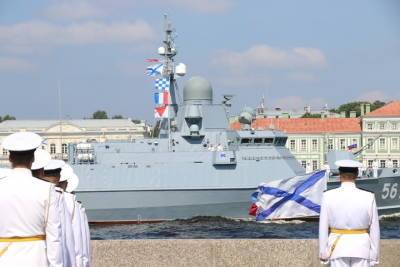 Для Петербурга определили ответственных за безопасность Дня ВМФ