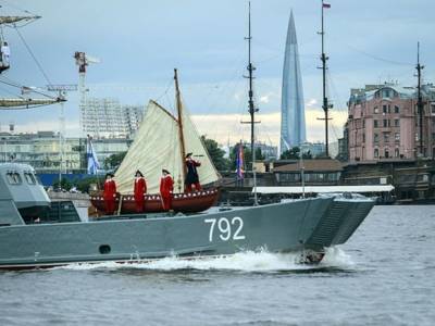 В День ВМФ в Санкт-Петербурге перекроют центр