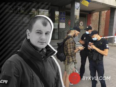 Організатор акції, учасники якої напали на фотокореспондента #Букв, почав погрожувати власнику видання