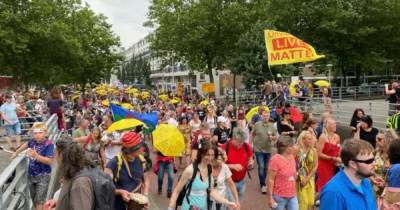 В Амстердаме прошел массовый протест против вакцинации и карантина (ФОТО)