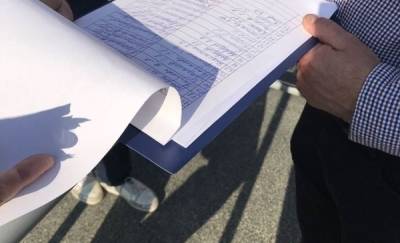 Тюменцы собирают подписи за развязку и против заторов на дорогах