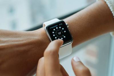 Новые фото «умных» часов Oppo Watch 2 с датчиками ЧСС и SpO2 подтверждают заявленные характеристики