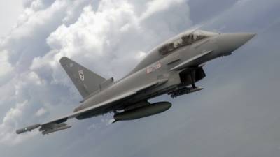 Британские ВВС хотят провести серию военных учений на автострадах по примеру ВСУ