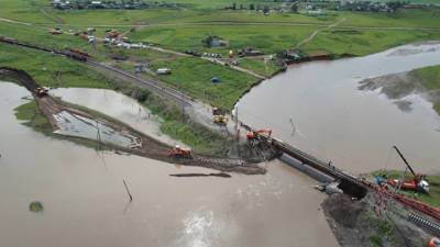 Первые поезда пересекли восстановленный мост в Забайкалье