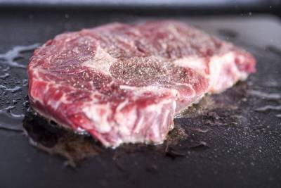 Потребление красного мяса повышает риск ишемической болезни сердца