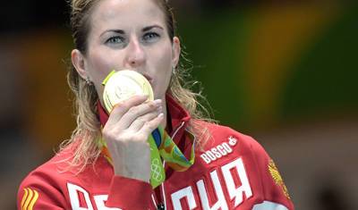 Рапиристка Дериглазова выиграла серебро на Олимпиаде в Токио