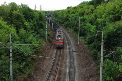 Первые поезда в тестовом режиме пересекли восстановленный мост в Забайкалье