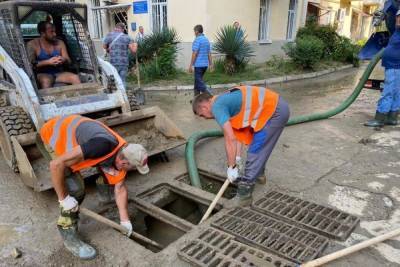 В Сочи стартовал городской субботник по ликвидации последствий непогоды