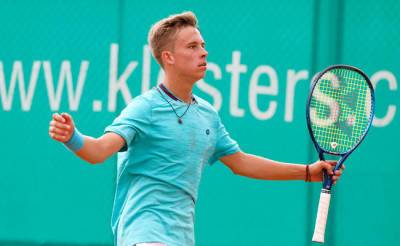 Украинец Белинский выиграл юношеский чемпионат Европы по теннису