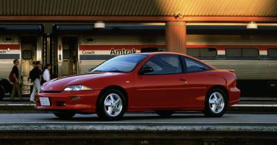 Под американский гимн: 25 лет назад Chevrolet Cavalier дебютировал в Японии под маркой Toyota (видео)