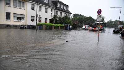 Augsburger Allgemeine: наводнение в ФРГ ударило по репутации всех кандидатов в канцлеры