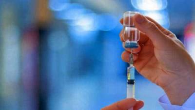 Необходимость ведения третьей прививки от COVID прокомментировал главный санврач Украины