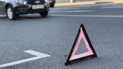 Автомобиль сбил двух пешеходов на Нижегородской улице в Москве - vm.ru - Москва - На