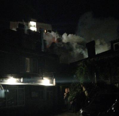 В центре Ростова загорелось жилое здание