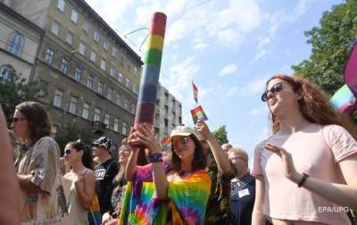 В Будапеште прошел массовый протест против закона об ЛГБТ