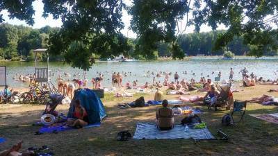 Синоптик рассказал, продолжится ли купальный сезон в Москве в августе