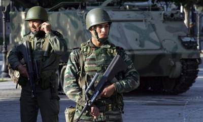 В столицу Туниса ввели правительственные войска