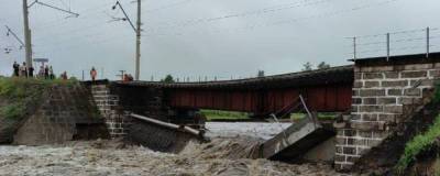 Движение поездов по мосту на Транссибе открыто после паводков в Забайкалье