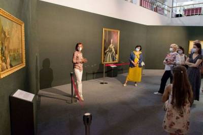 В Улан-Удэ завершаются экскурсии выставки «Екатерина Великая»