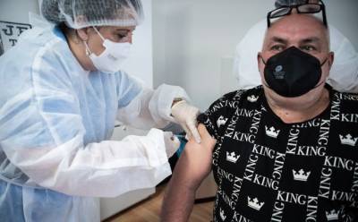 В Словакии не будет льгот тем, кто прошел вакцинацию от коронавируса