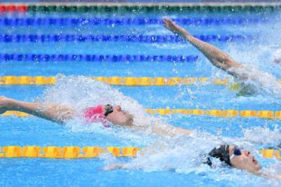 Сборная США по плаванию завоевала золото в мужской эстафете на ОИ-2020, Россия стала седьмой
