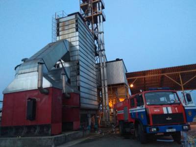 В Мостовском районе от огня спасли почти 50 тонн зерна
