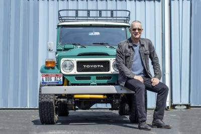 Том Хэнкс продаст на аукционе свой уникальный Toyota Land Cruiser