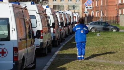 Суточный прирост по COVID в Петербурге не превышает 2 тыс. уже две недели