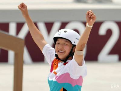 13-летняя японка стала первой в истории олимпийской чемпионкой по скейтбордингу