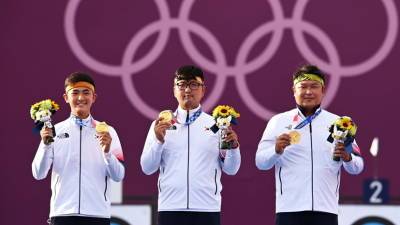 Южнокорейские лучники выиграли мужской командный турнир на Олимпиаде
