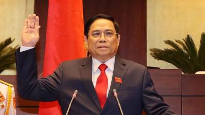 Парламент Вьетнама продлил полномочия Фам Минь Чиня на посту премьера