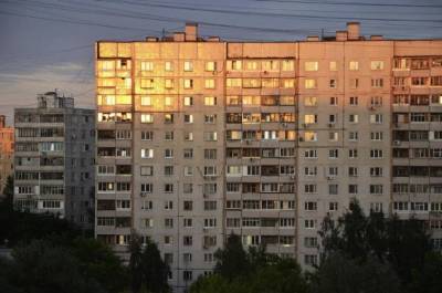 Эксперт рассказал, чем обернется закон о соседях для россиян - continent.news - Россия