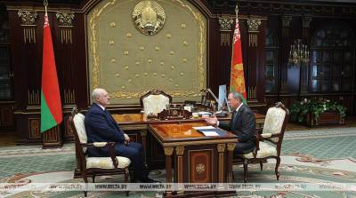 Лукашенко провел рабочую встречу с Макеем