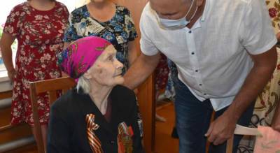 Учительнице в Козловском районе исполнилось 100 лет: среди ее учеников Заслуженные работники Чувашии и России