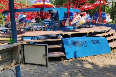 Вандалы разнесли парк аттракционов в Белгороде