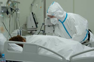 Российский врач назвал способы восстановить дыхание и обоняние после COVID-19