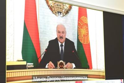 Лукашенко заявил об актуальности Майн кампф