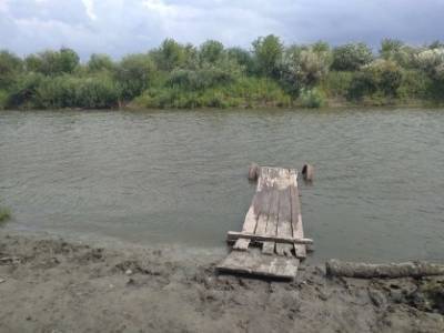 «Поплыл и пропал из вида»: в Зауралье в реке Исеть выловили труп молодого мужчины