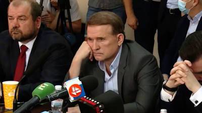 Медведчук: власти Украины готовят сокрушительное повышение тарифов ЖКХ