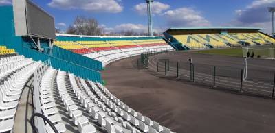 Освещение на стадионе «Металлург» приведут в порядок за неделю