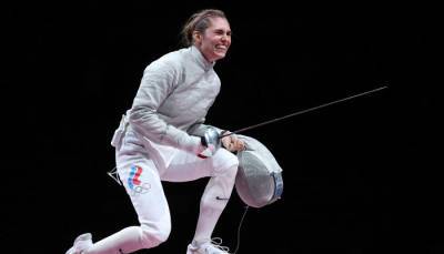 Россиянка Позднякова стала Олимпийской чемпионкой в фехтовании на саблях