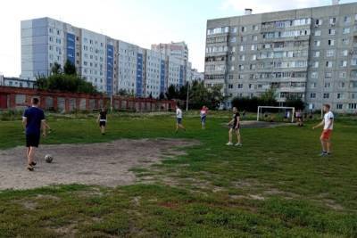 В Пензе прошли соревнования по футболу среди школьных и дворовых команд