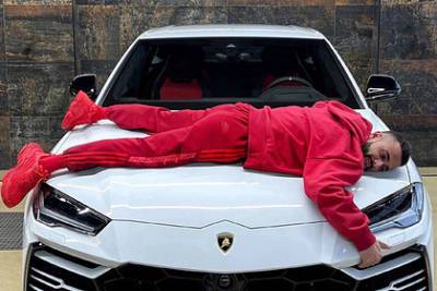 Гусейн Гасанов - Популярного российского блогера-владельца Lamborghini лишили водительских прав - lenta.ru
