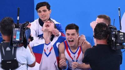 Мужчины плачут: опубликовано видео победы российских гимнастов на Олимпиаде в Токио